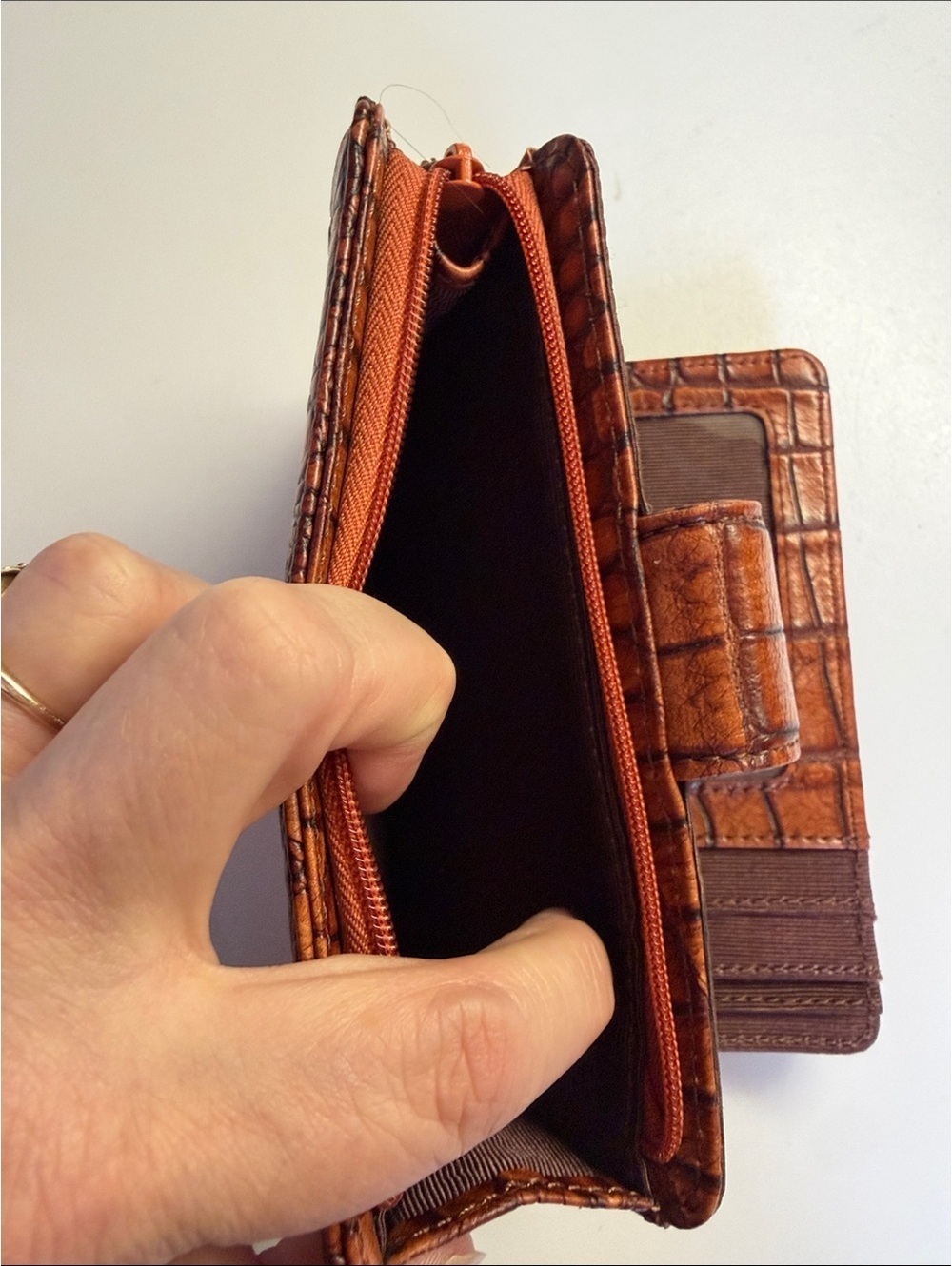 NWOT Jessica Simpson Cognac Croc Embossed Studded Flap Wallet Boho Western - Picture 9 of 9